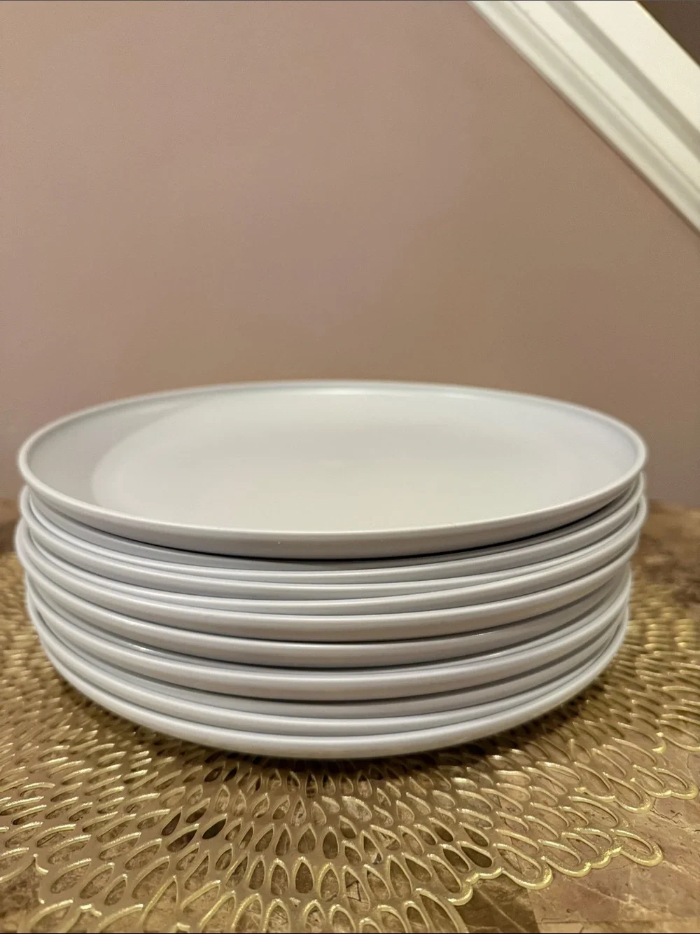 Room Essentials  Plastic Dinner Plates - Set of 12